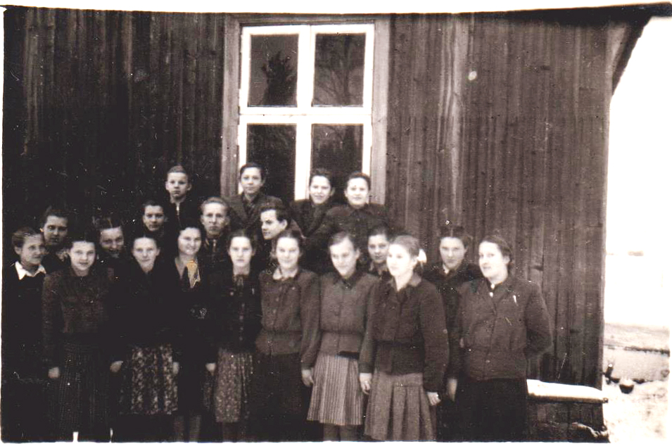 Tūbinių mokykloje