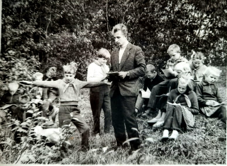 Geografijos_pamoka_Tūbinės1967_m.jpg