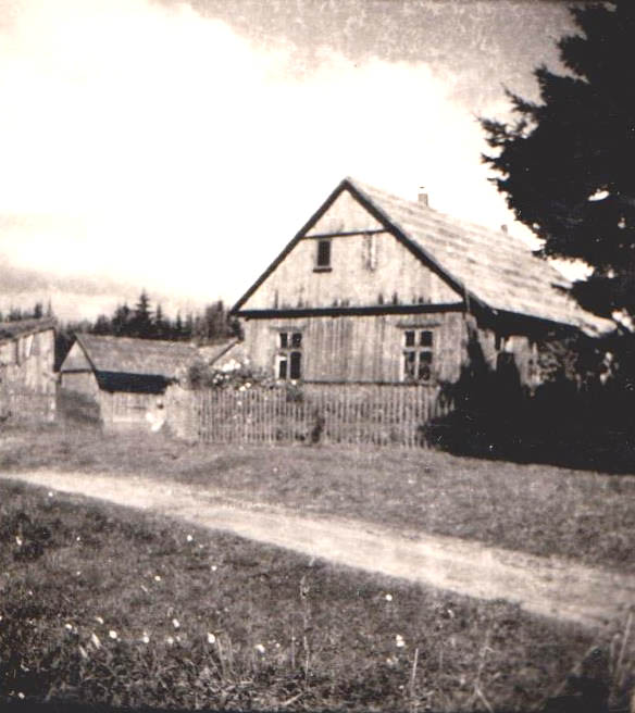 Girininkų kaime1