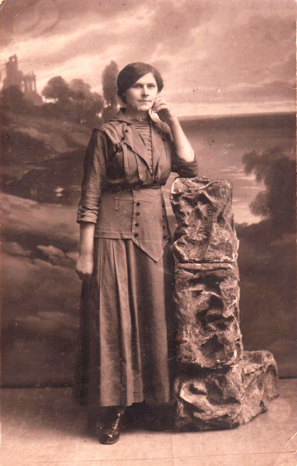 Ant atminties ilgos laikų diel Viktorija Smalakiūtė 1916.11.15