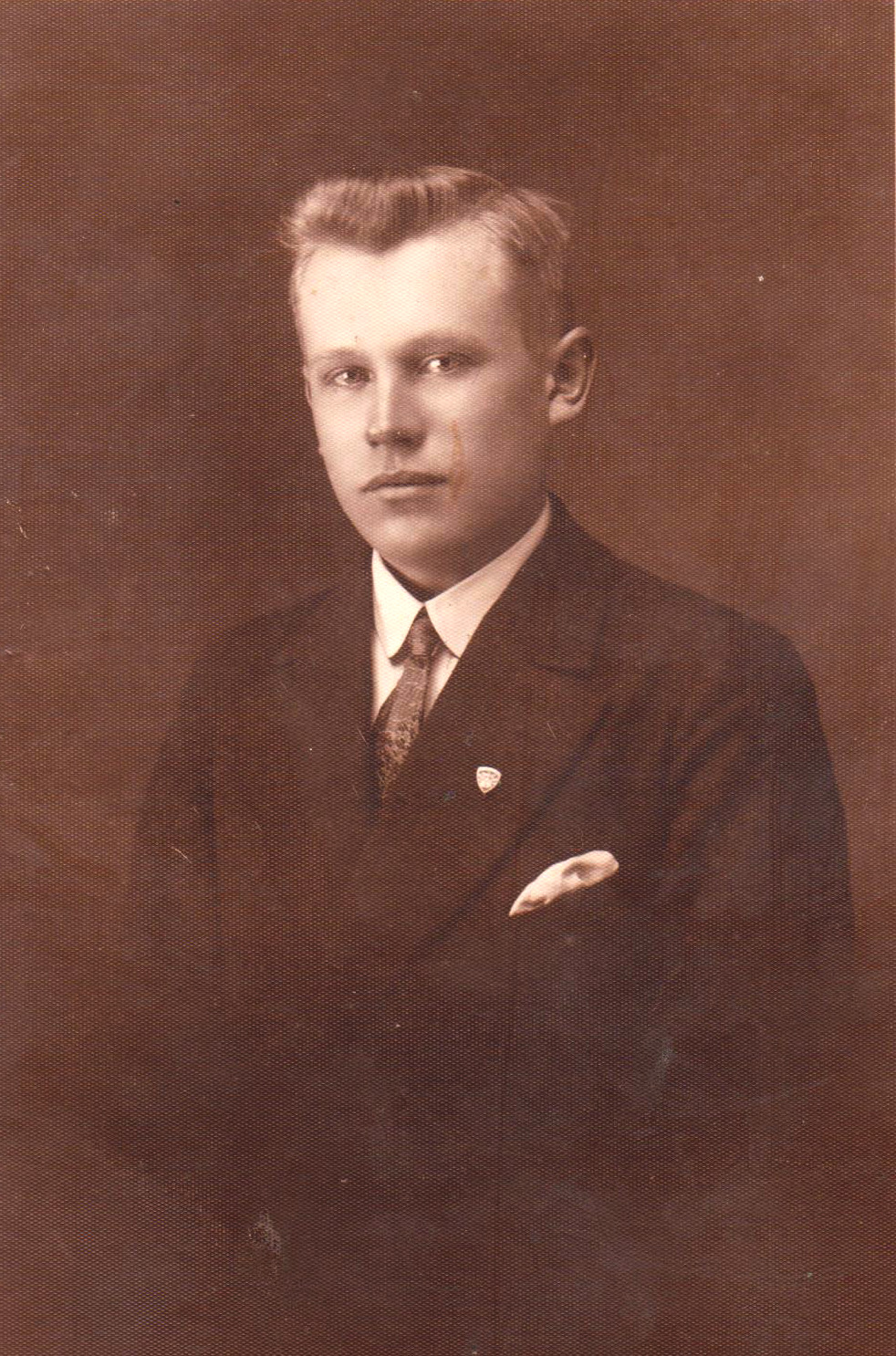 Jonas Konstantinavičius1 1929.IV.26 LKJS