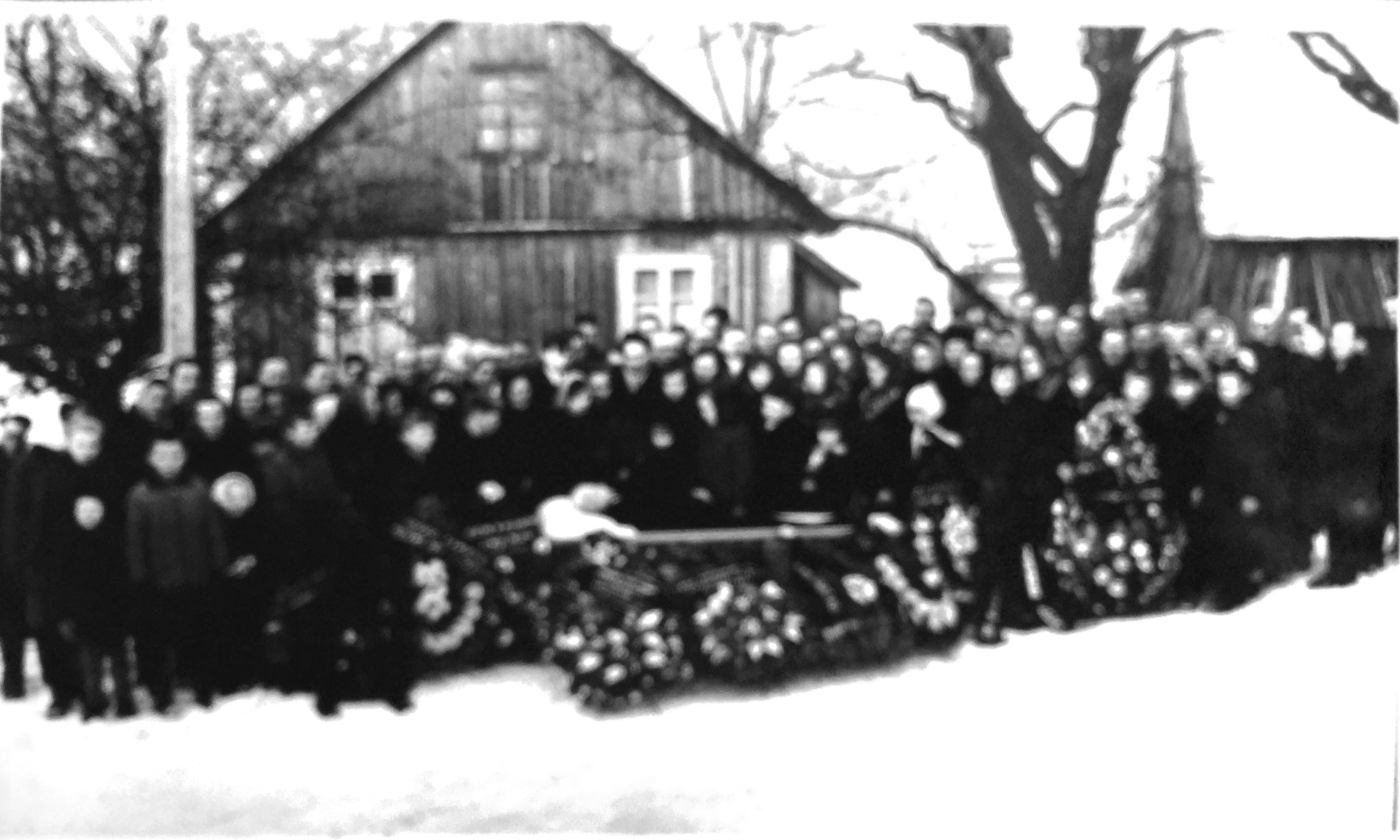 Į paskutinę kelionę į Tūbines.jpg